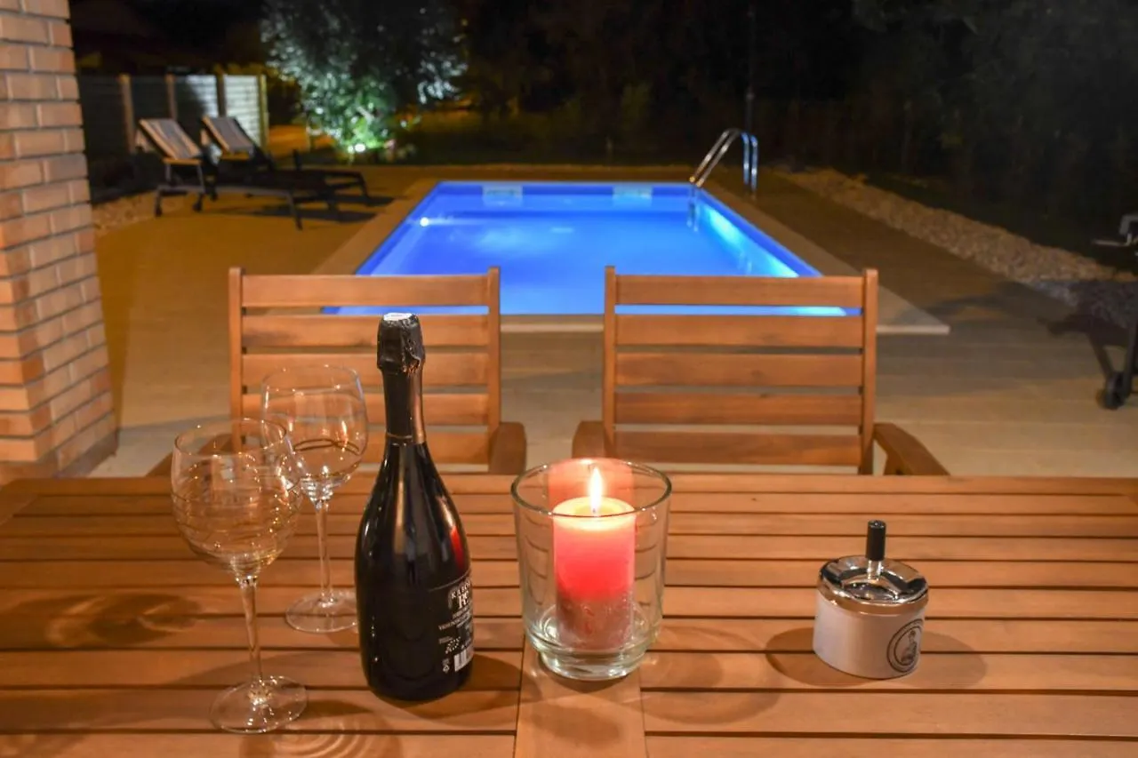Villa Ariya 0*, Umag Croatia